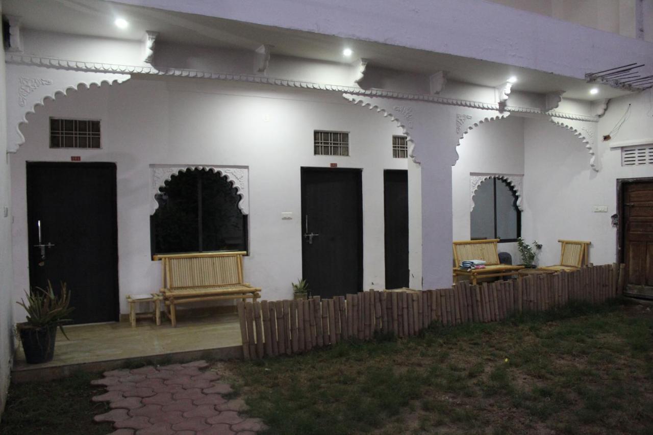 Hotel Heritage High Udaipur Extérieur photo